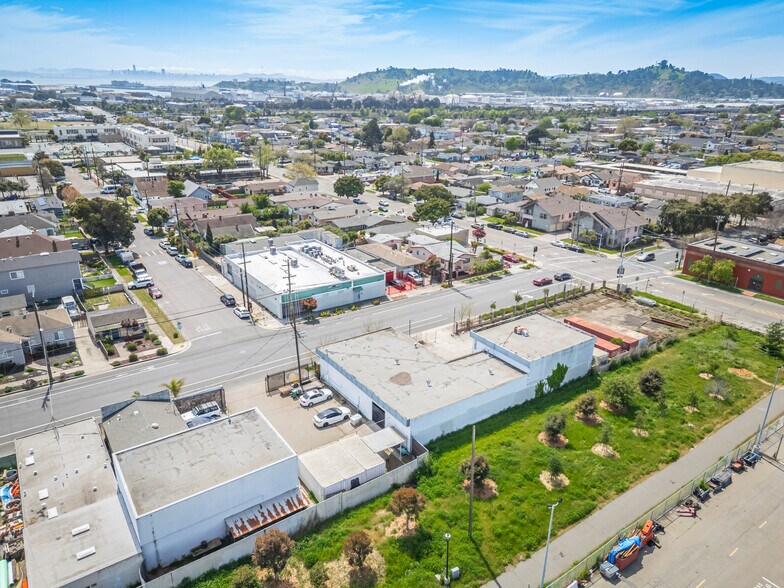 More Photos Of 1033-1107 Ohio Ave, Richmond Industrial For Sale