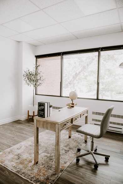 More Photos Of 120 Wellington St, London Office For Lease