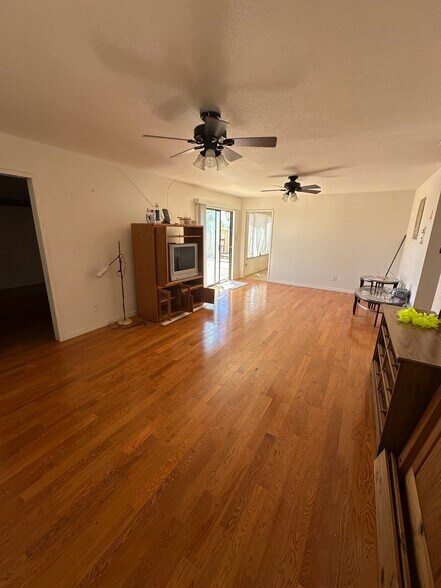 More Photos Of 6738 Greenbay Rd, Arbuckle Land For Lease