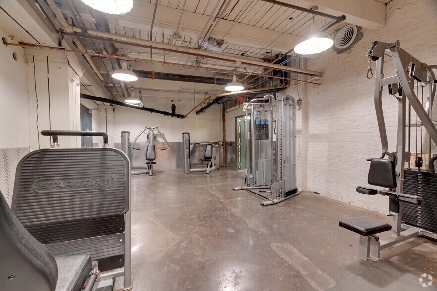 More Photos Of 601 S LaSalle St, Chicago Office For Sale
