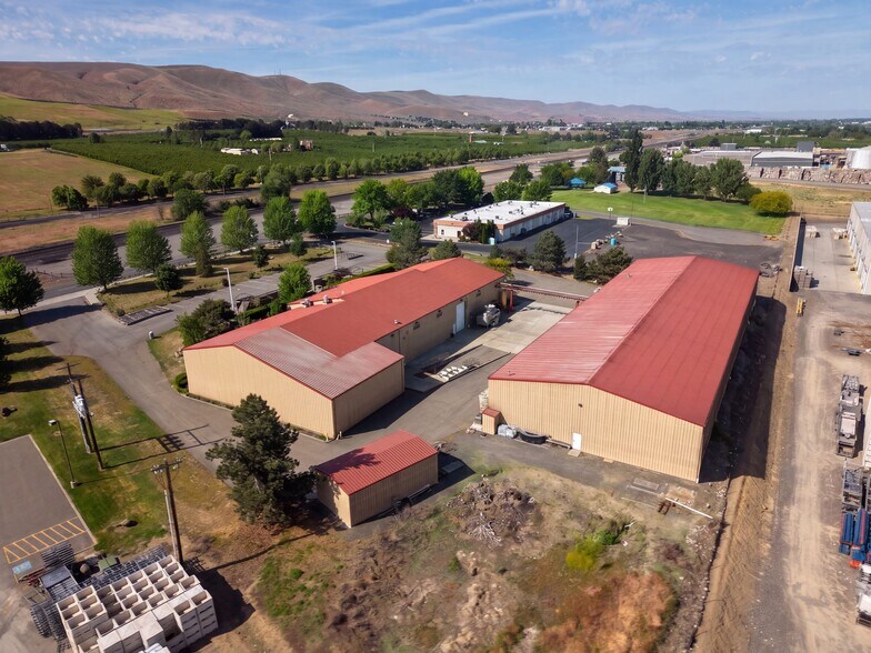 More Photos Of 2890 Lee Rd, Prosser Industrial For Sale