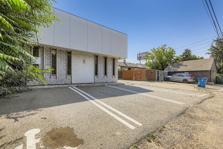More Photos Of 4219 S Broadway, Englewood Medical For Sale