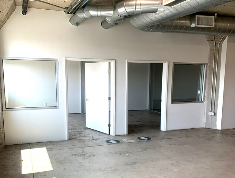 More Photos Of 309 E 8th St, Los Angeles Loft Creative Space For Sale