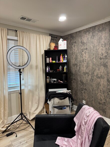 More Photos Of 4651 Roswell Rd NE, Atlanta Medical For Lease