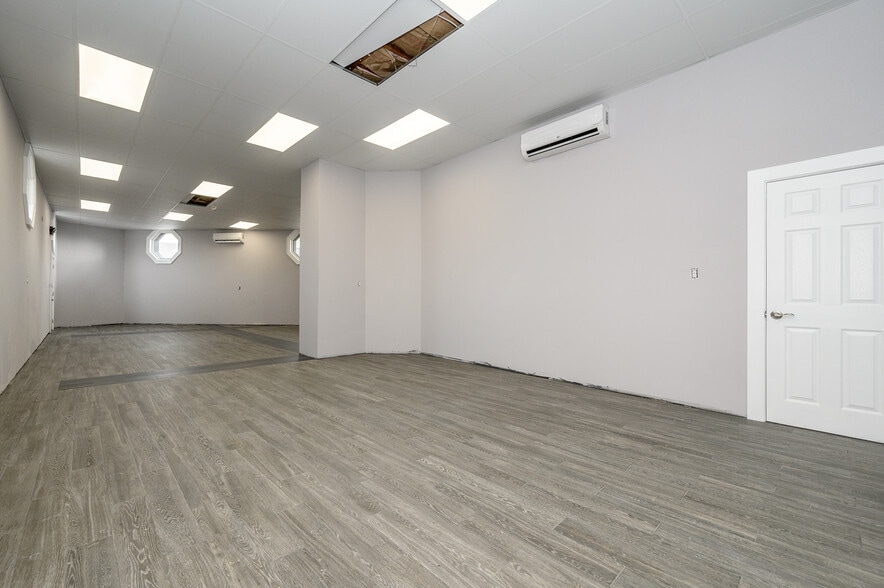 More Photos Of 305 N Stiles St, Linden Convenience Store For Lease