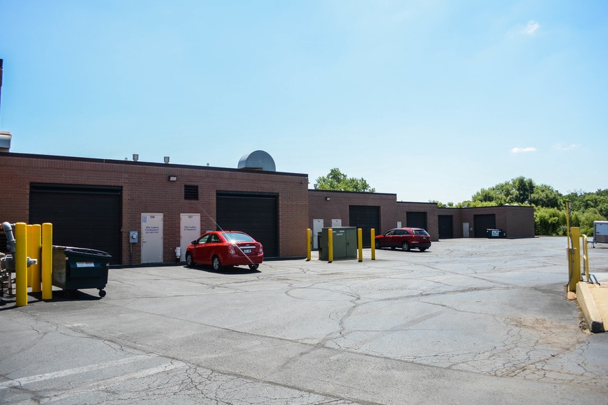 More Photos Of 500 Park Ave, Lake Villa Warehouse For Sale