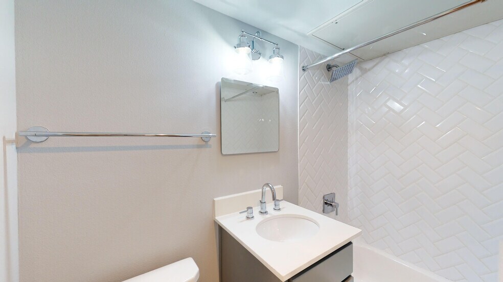 More Photos Of 4400 San Jacinto St, Dallas Multifamily For Sale