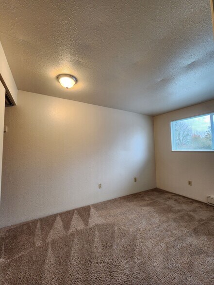 More Photos Of 380 SW Tunison Ave, Corvallis Apartments For Sale