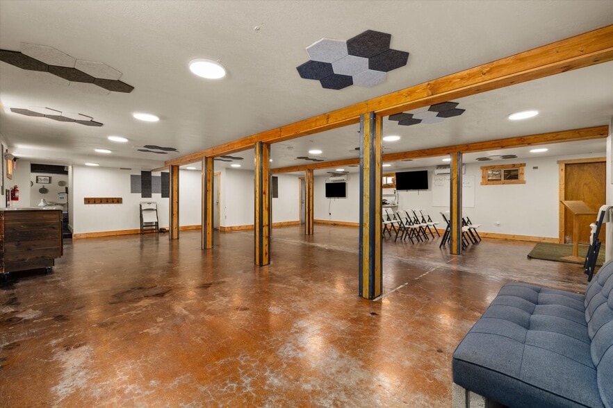 More Photos Of 224 17th Ave S, Nampa Religious Facility For Sale