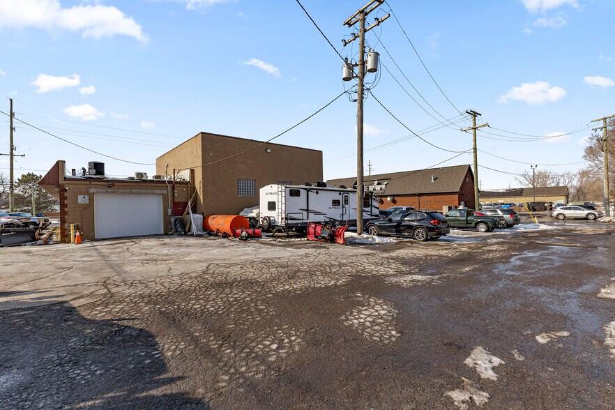 More Photos Of 2401 Fort St, Trenton Warehouse For Sale