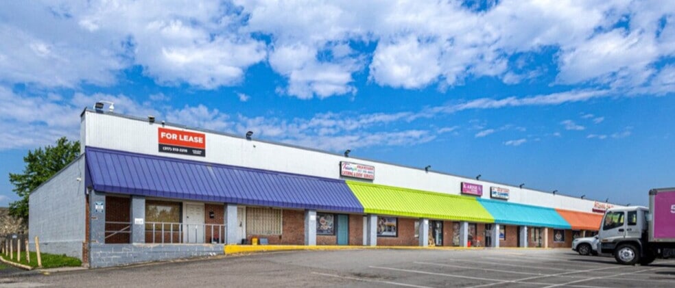 More Photos Of 3937-4050 N High School Rd, Indianapolis Freestanding For Sale