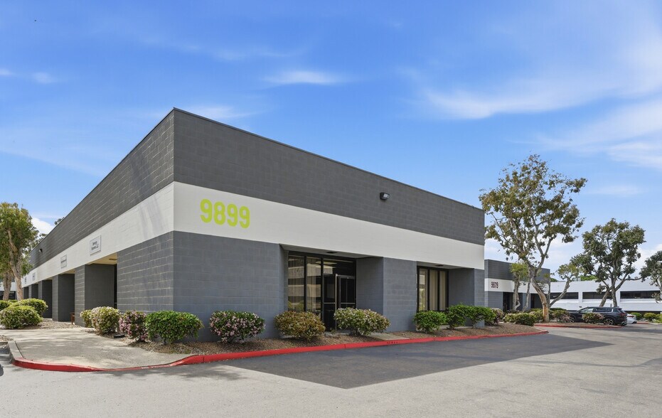Primary Photo Of 9909 Hibert St, San Diego Unknown For Lease