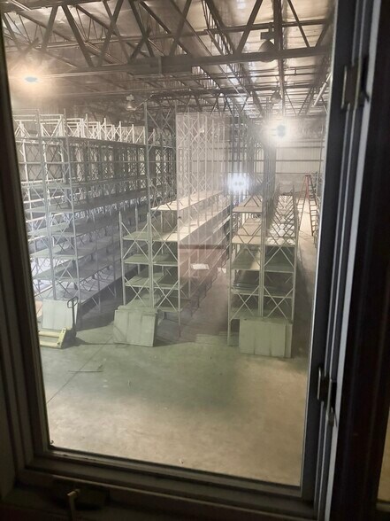 More Photos Of 45 Learned St, Albany Warehouse For Lease
