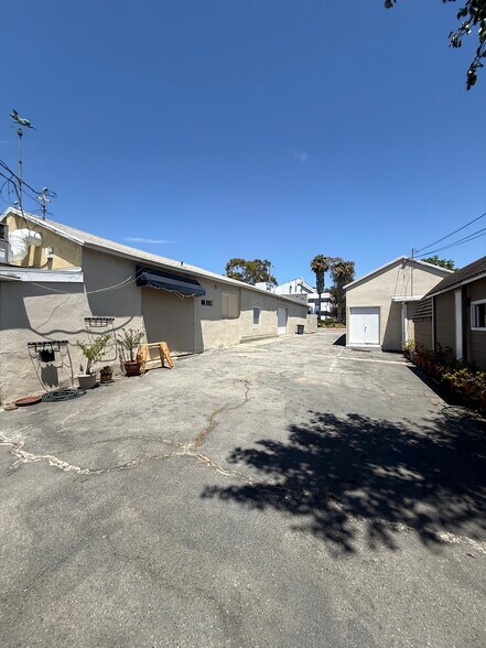 More Photos Of 1845 Redondo Ave, Signal Hill Unknown For Lease