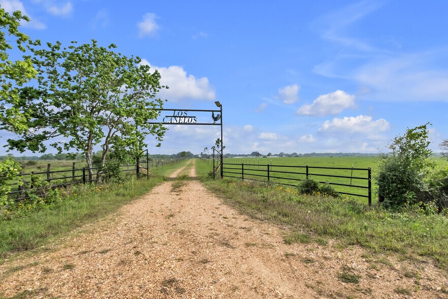 More Photos Of 1048 11th st, Rock Island Land For Sale