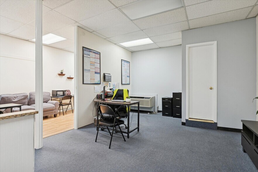 More Photos Of 6 S 3rd St, Oxford Storefront Retail Office For Sale