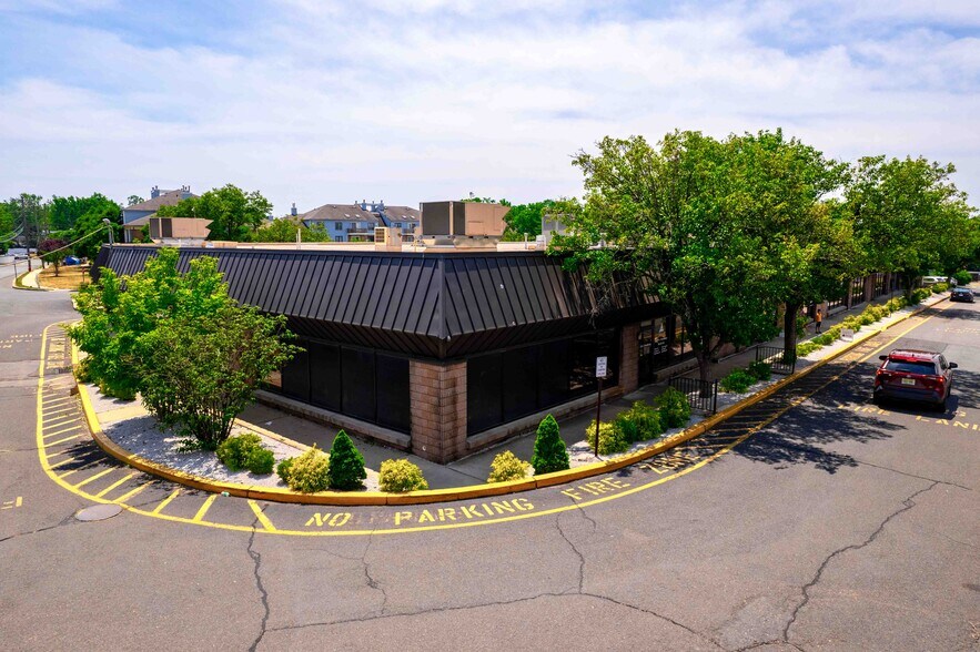 More Photos Of 1500 Saint Georges Ave, Avenel Medical For Sale