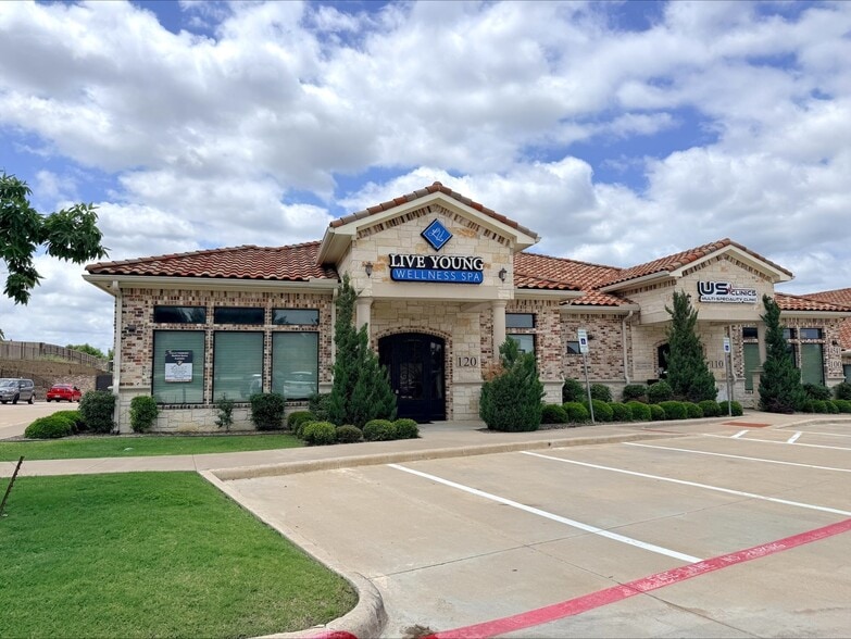 Primary Photo Of 4541 N Josey Ln, Carrollton Medical For Lease