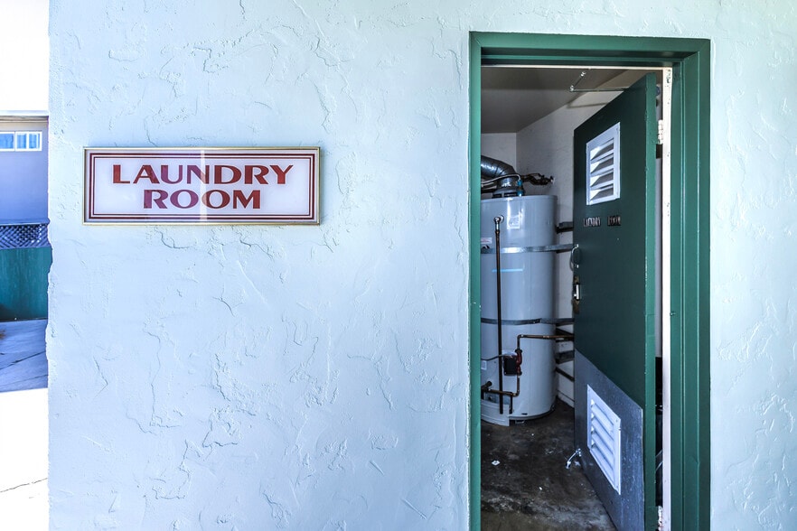 More Photos Of 106 N Bayshore Blvd, San Mateo Apartments For Sale