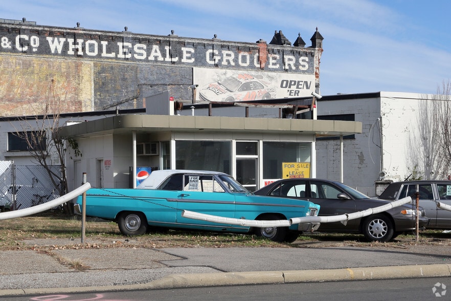 More Photos Of 16 W 5th St, Mansfield Freestanding For Sale