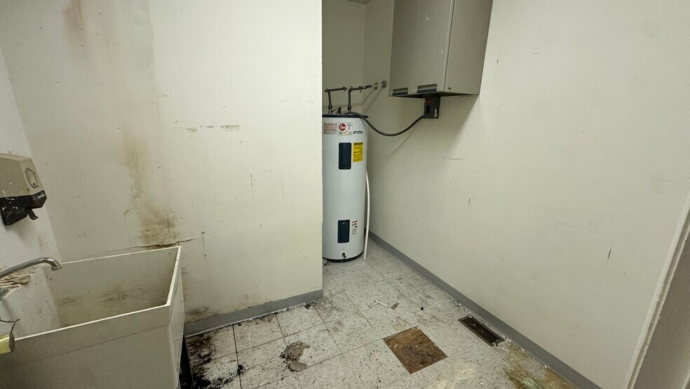 More Photos Of 444 Elmwood Ave, Alderson Medical For Sale