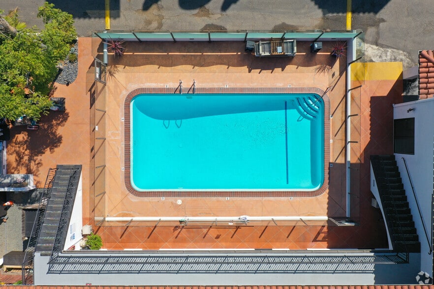 More Photos Of 421 S Milpas St, Santa Barbara Hotel For Sale