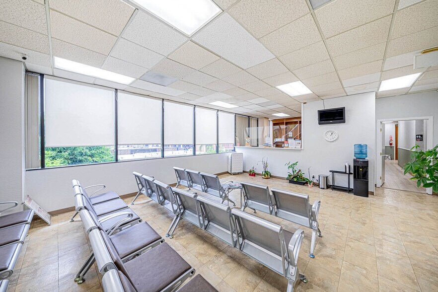More Photos Of 980 Atlantic Ave, Long Beach Medical For Lease