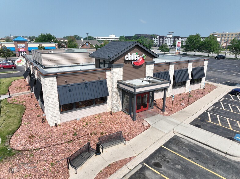 Primary Photo Of 7140 Mannheim Rd, Rosemont Restaurant For Sale