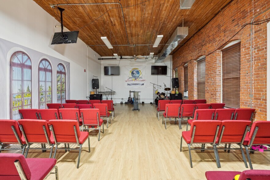 More Photos Of 175 N Main St, Wharton Office Residential For Sale