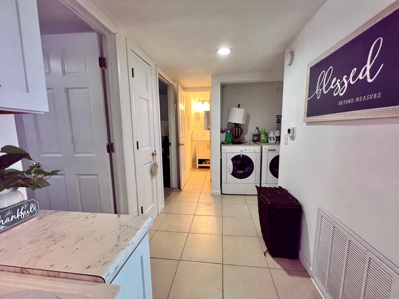 More Photos Of 308 Low St, Bloomington Apartments For Sale