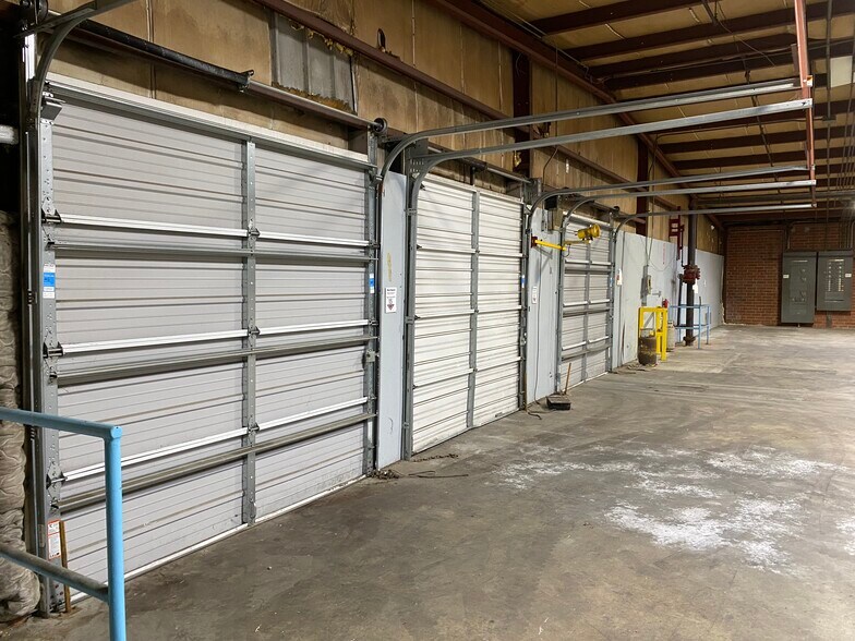 More Photos Of 599 Raleigh Rd, Henderson Warehouse For Lease