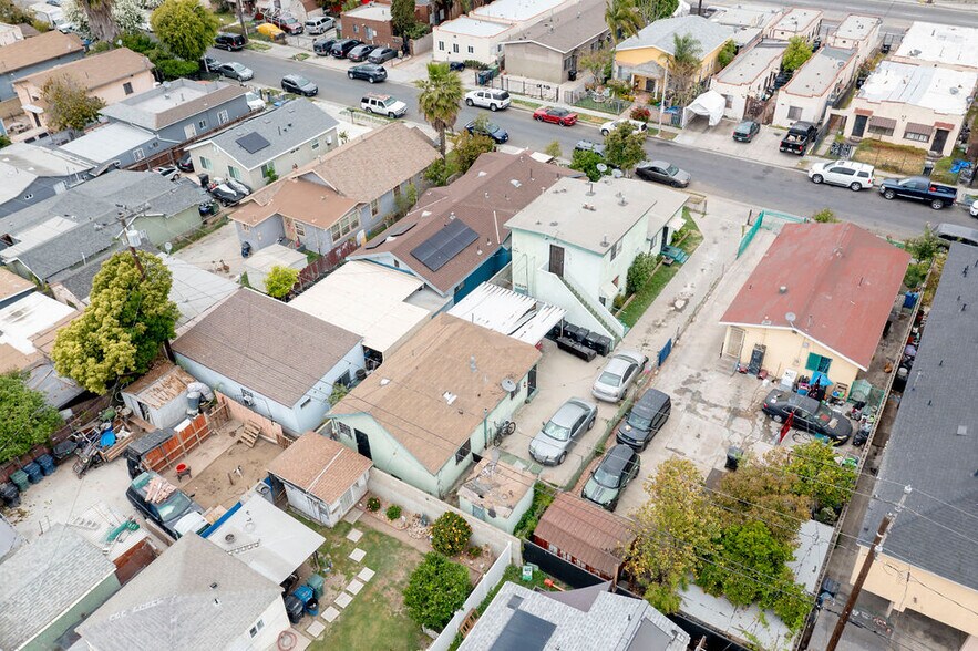 More Photos Of 1166 E 64th St, Los Angeles Apartments For Sale