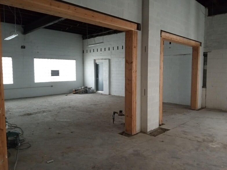 More Photos Of 4050 E 116th St, Cleveland Warehouse For Lease