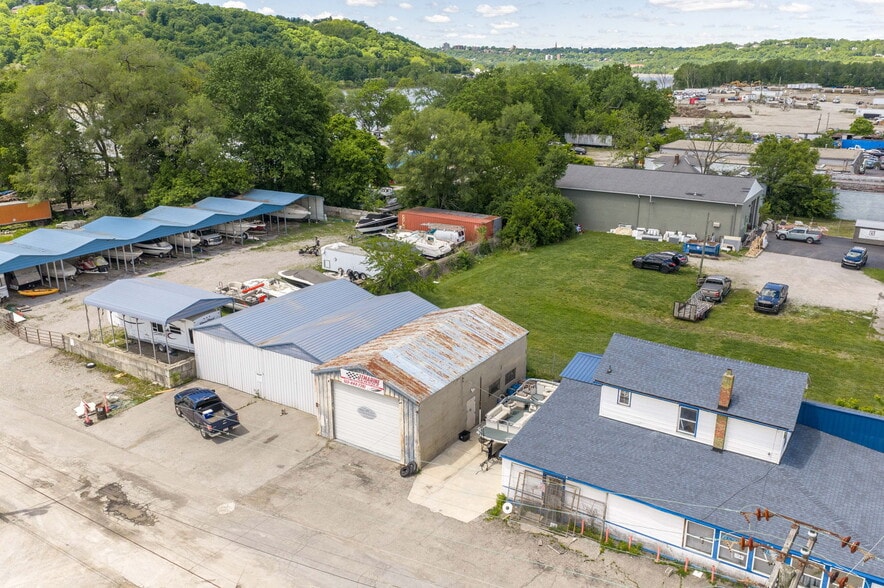 More Photos Of 4255 Kellogg Ave, Cincinnati Self Storage For Sale