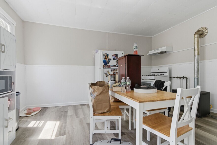 More Photos Of 126 140 Sayles, Woonsocket Apartments For Sale