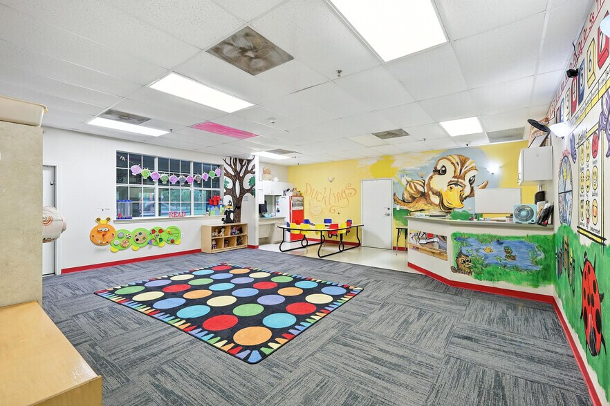 More Photos Of 1700 Cedar Run, Ennis Daycare Center For Sale