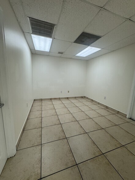 More Photos Of 5745-5759 NW 151st St, Miami Lakes Light Distribution For Lease