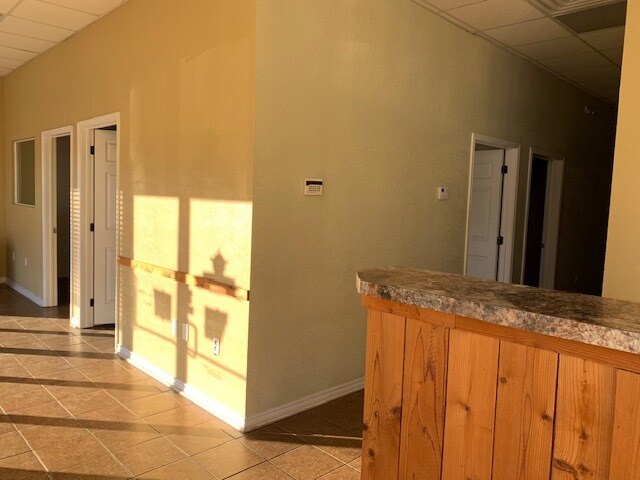 More Photos Of 311 E Stan Schlueter Loop, Killeen Storefront For Lease