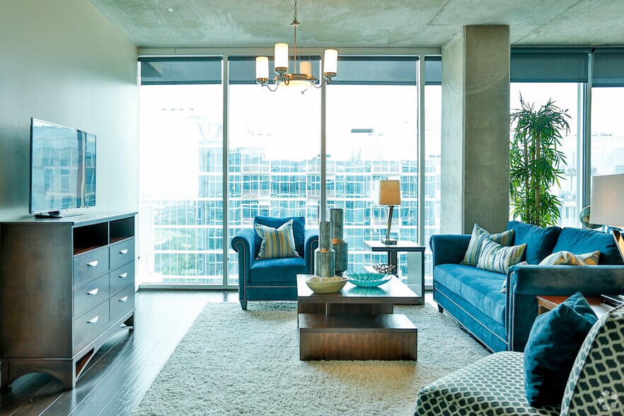 More Photos Of 5927 Almeda Rd, Houston Apartments For Lease