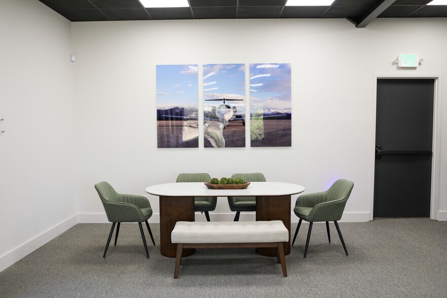 More Photos Of 3595 McCall Pl, Atlanta Distribution For Sale