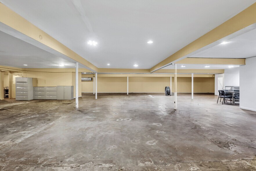 More Photos Of 4662 Rivers Ave, North Charleston Freestanding For Lease