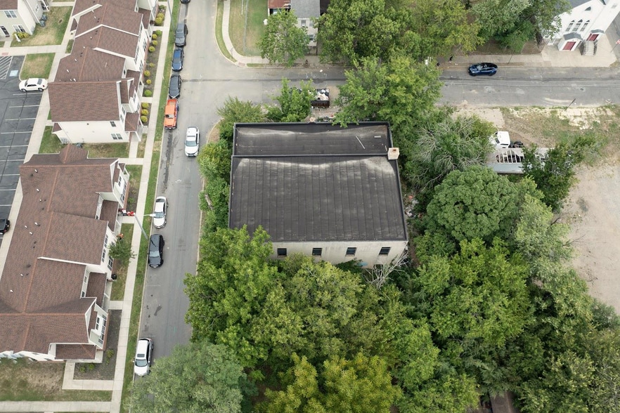 More Photos Of 678 Florence St, Camden Daycare Center For Sale