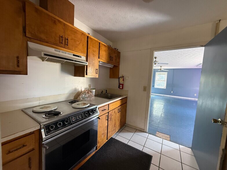More Photos Of 5313 Buena Vista Rd, Columbus Freestanding For Sale