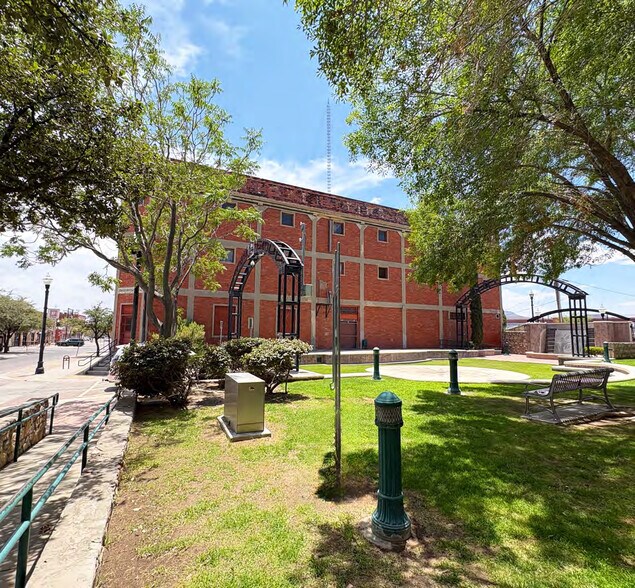 More Photos Of , El Paso Unknown For Sale
