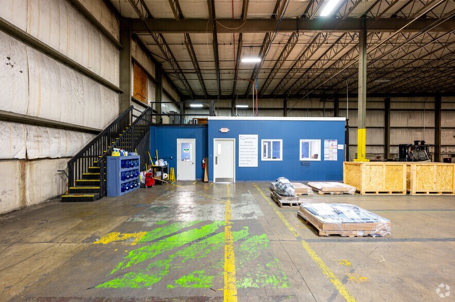 More Photos Of 2580 S 30th St, Lafayette Warehouse For Sale