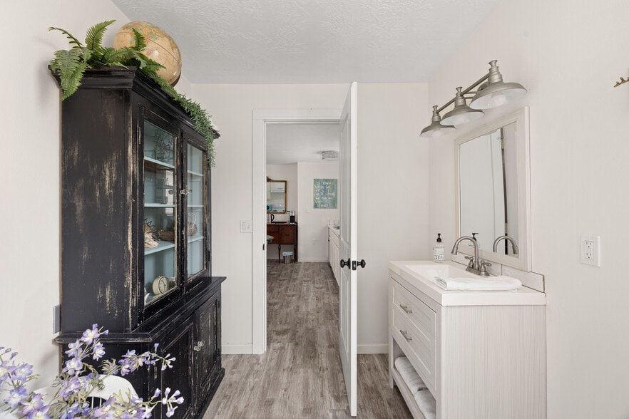 More Photos Of 175 W Bond St, Astoria Storefront Retail Residential For Sale