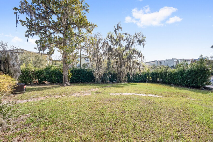 More Photos Of 949 SW 13th St, Gainesville Office Residential For Sale