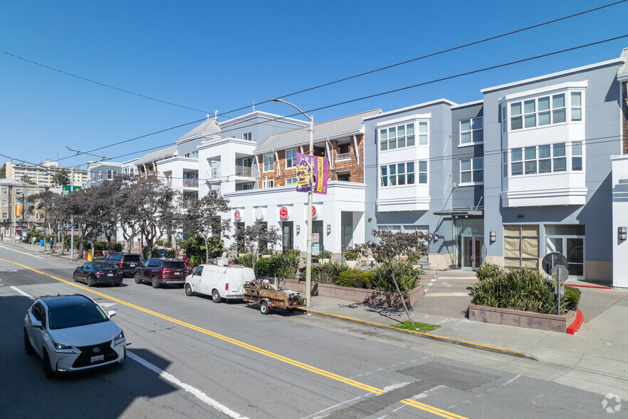 Primary Photo Of 1720-1790 Fulton St, San Francisco Apartments For Lease