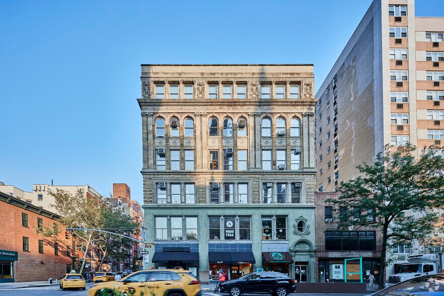 More Photos Of 434 6th Ave, New York Office For Lease