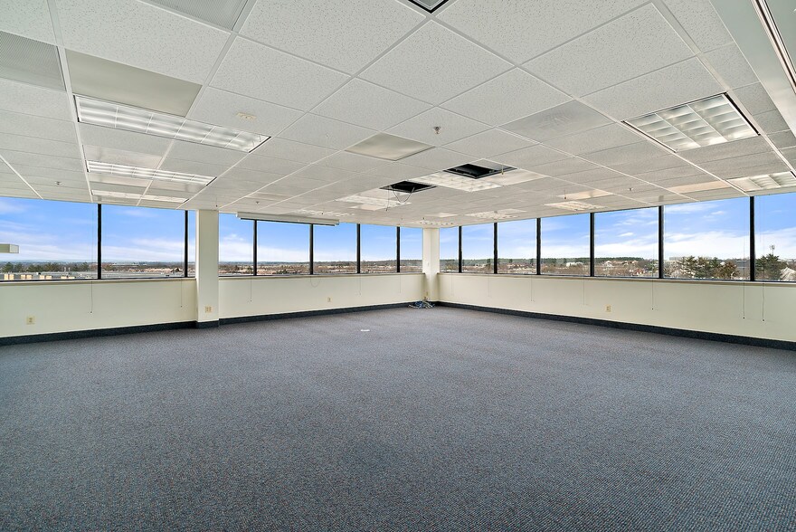 More Photos Of 4221 Walney Rd, Chantilly Office For Lease